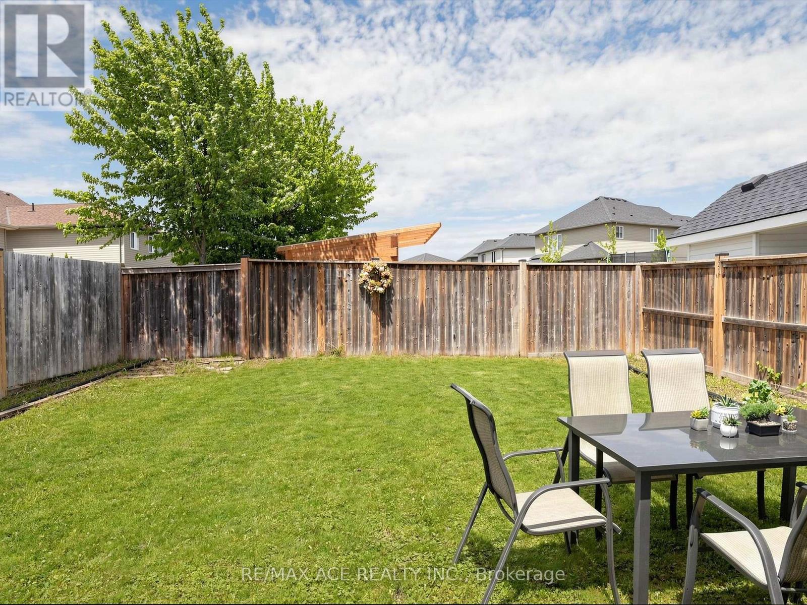 1816 Cedarpark Drive, London North, Ontario  N5X 0C7 - Photo 46 - X13166472