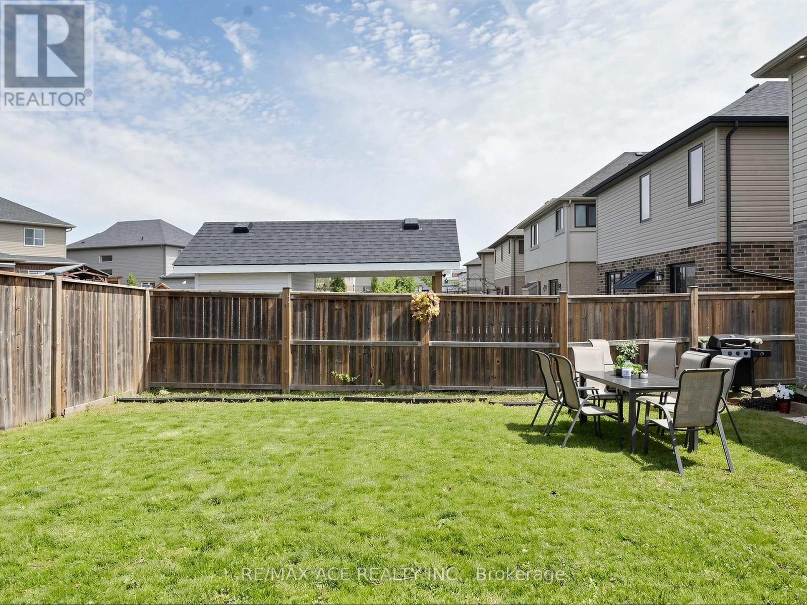 1816 Cedarpark Drive, London North, Ontario  N5X 0C7 - Photo 48 - X13166472