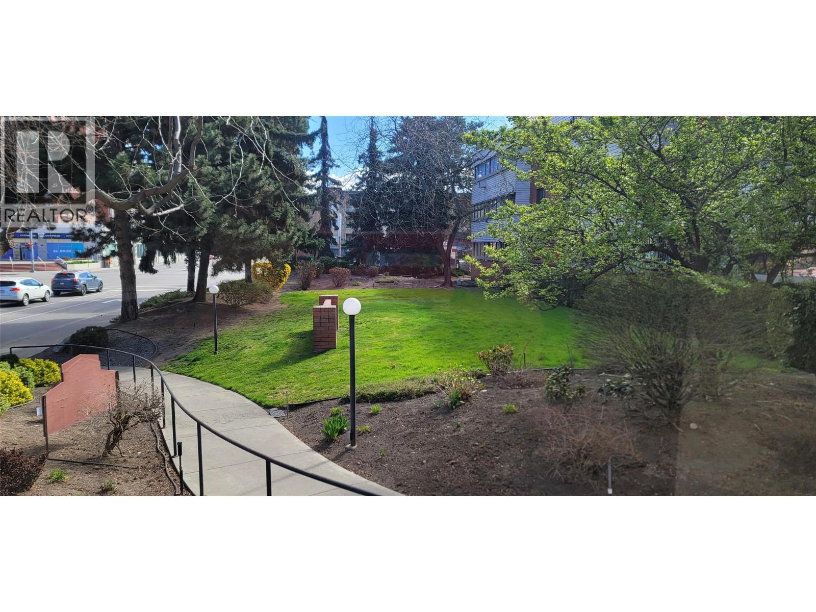 1075 Bernard Avenue Unit# 114, Kelowna, British Columbia  V1Y 6P7 - Photo 16 - 10366905