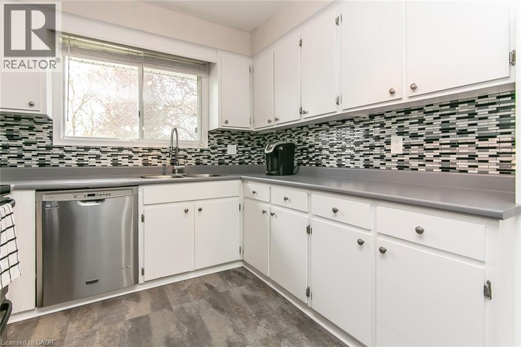 34 Blackhorne Crescent, Kitchener, Ontario  N2E 1T1 - Photo 13 - 40826094