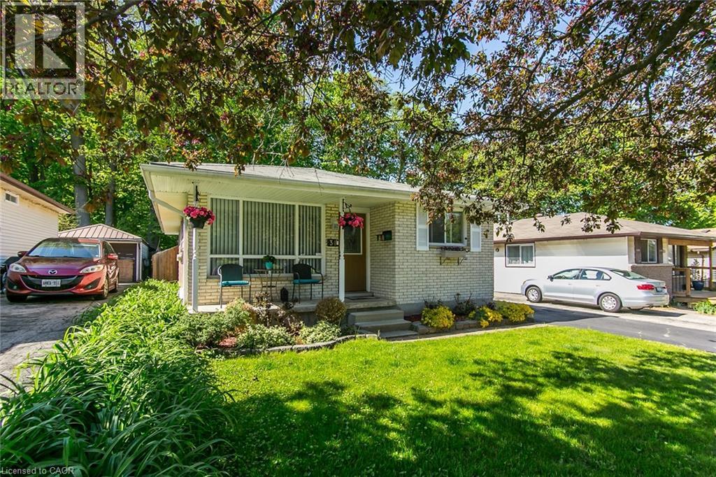 34 Blackhorne Crescent, Kitchener, Ontario  N2E 1T1 - Photo 4 - 40826094