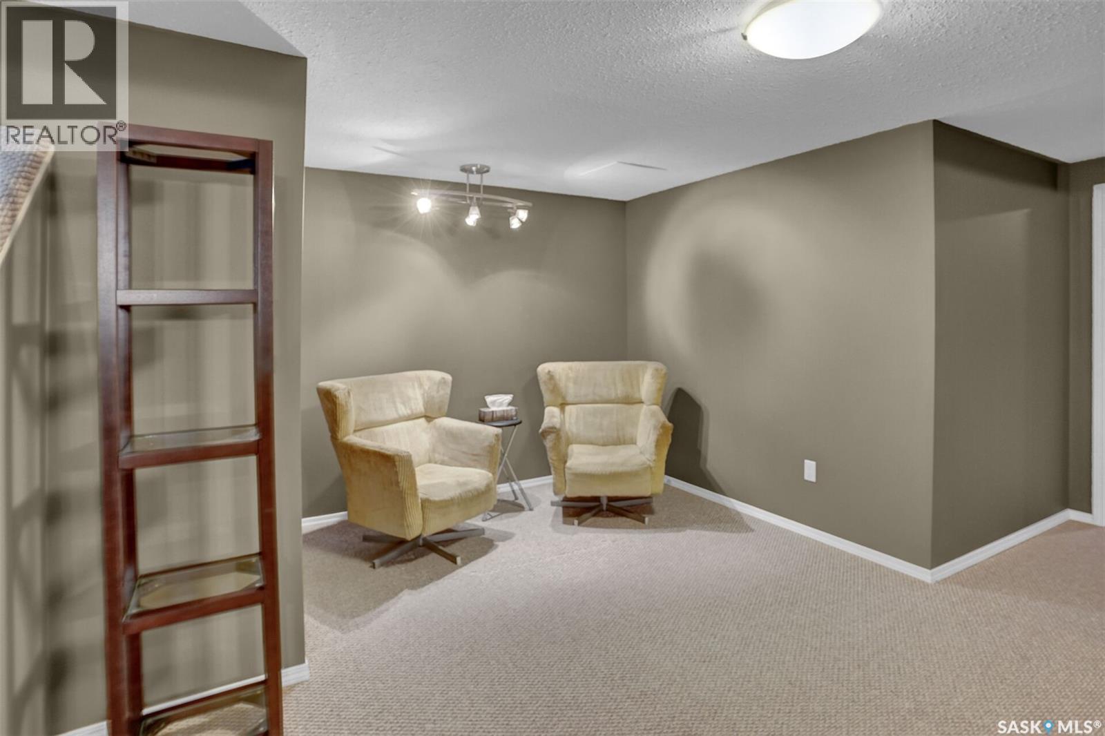 23 Hind Street, Regina, Saskatchewan  S4X 1P9 - Photo 31 - SK036934