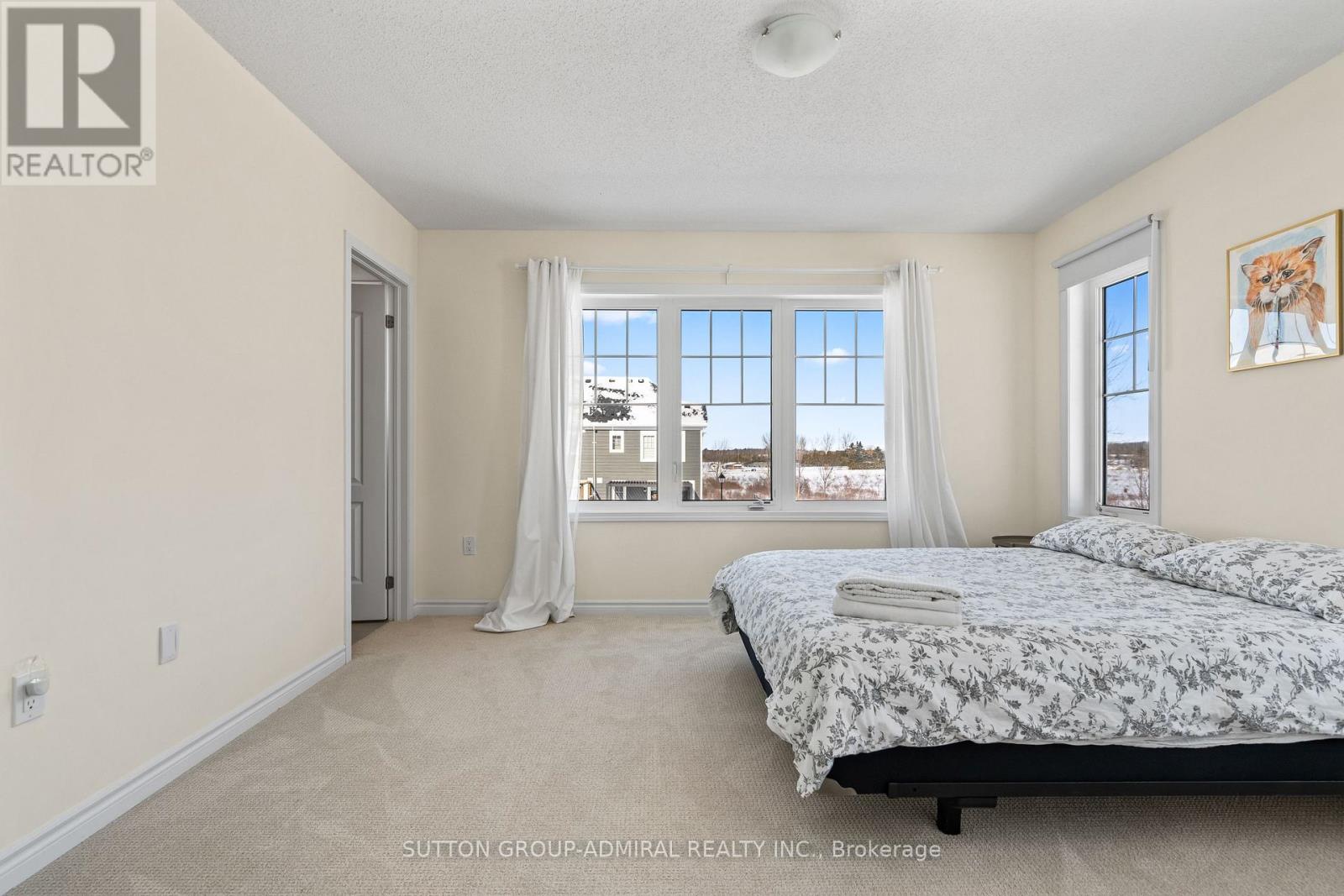 83 Shelburne Avenue, Wasaga Beach, Ontario  L9Z 0L2 - Photo 29 - S12986156
