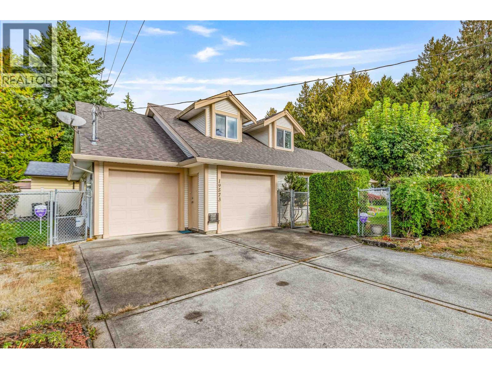 19573 116b Avenue, Pitt Meadows, British Columbia  V3Y 1R8 - Photo 3 - R3076475