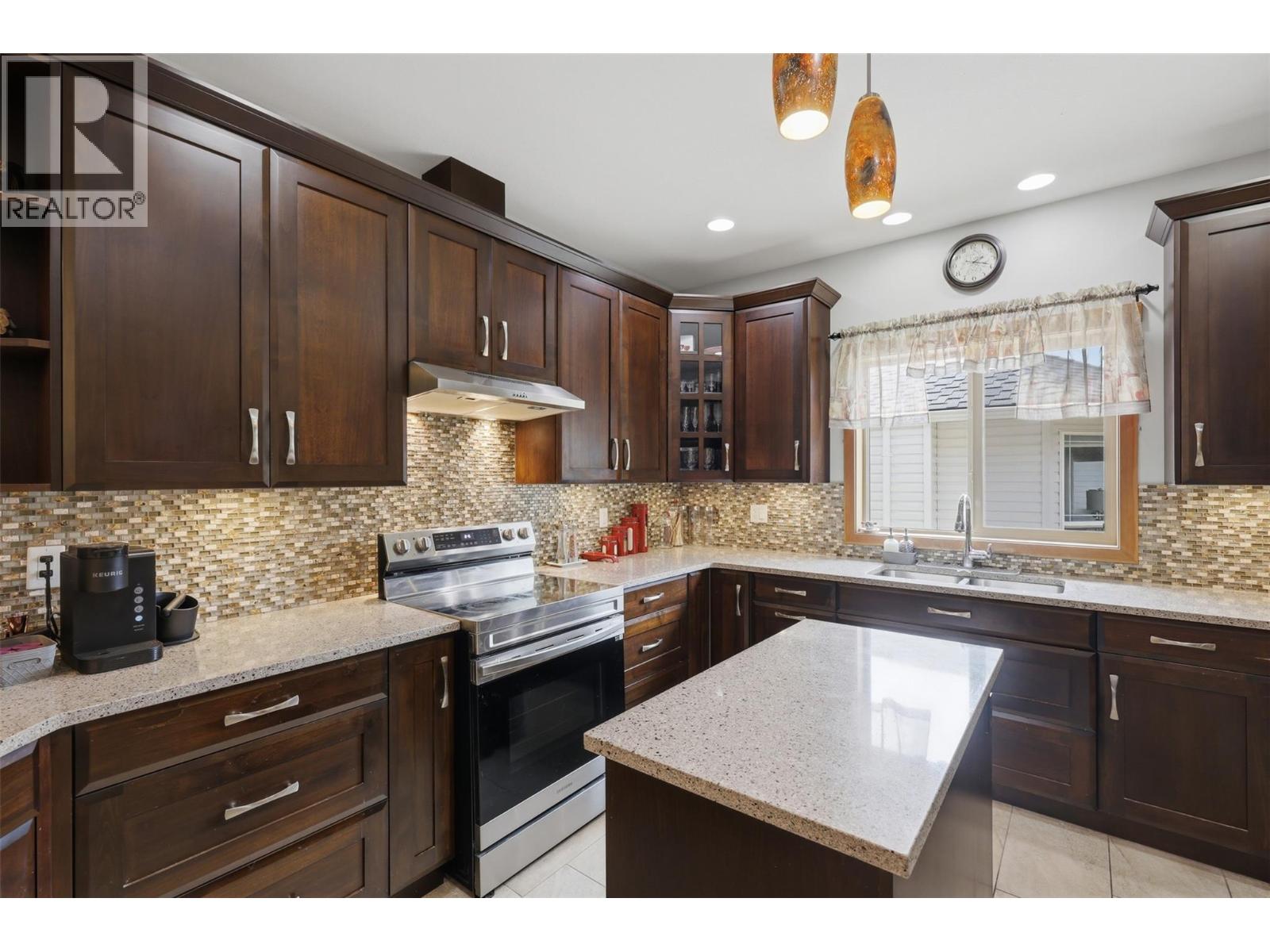 417 Nueva Wynd, Kamloops, British Columbia  V2H 1S1 - Photo 9 - 10388556