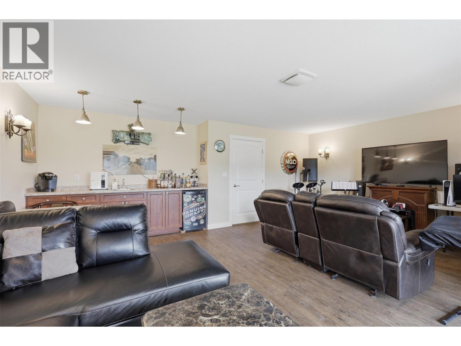 417 Nueva Wynd, Kamloops, British Columbia  V2H 1S1 - Photo 45 - 10388556
