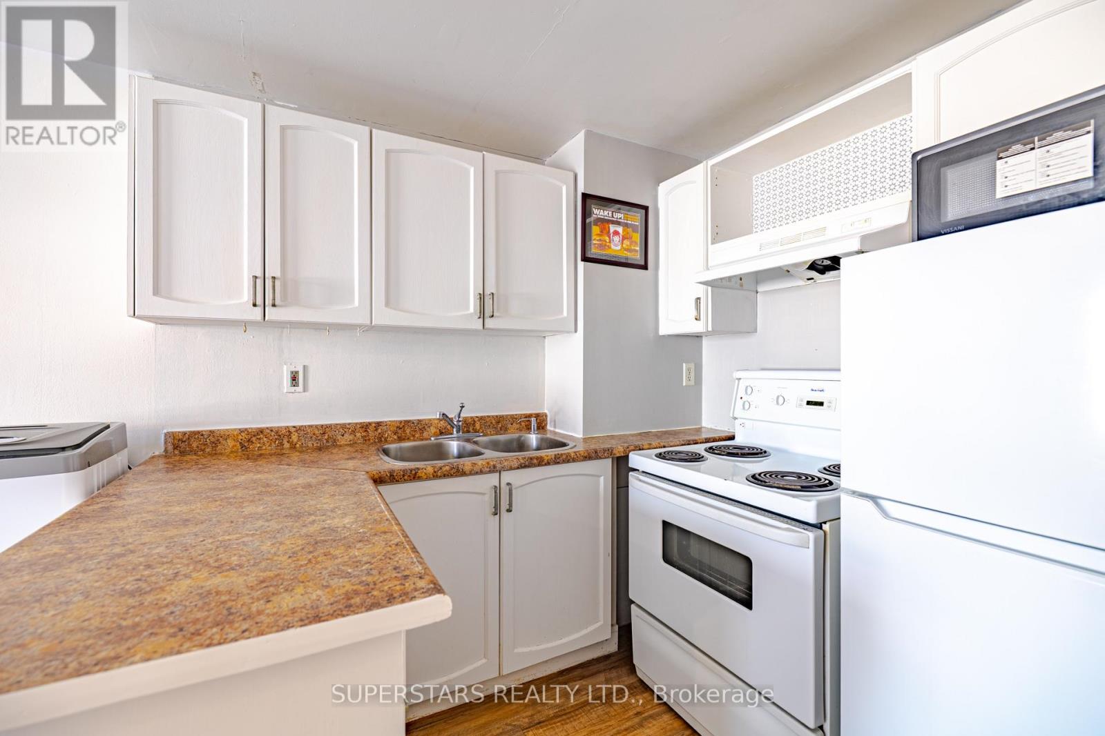 165 1/2 Olive Avenue, Oshawa, Ontario  L1H 2P1 - Photo 5 - E13166514