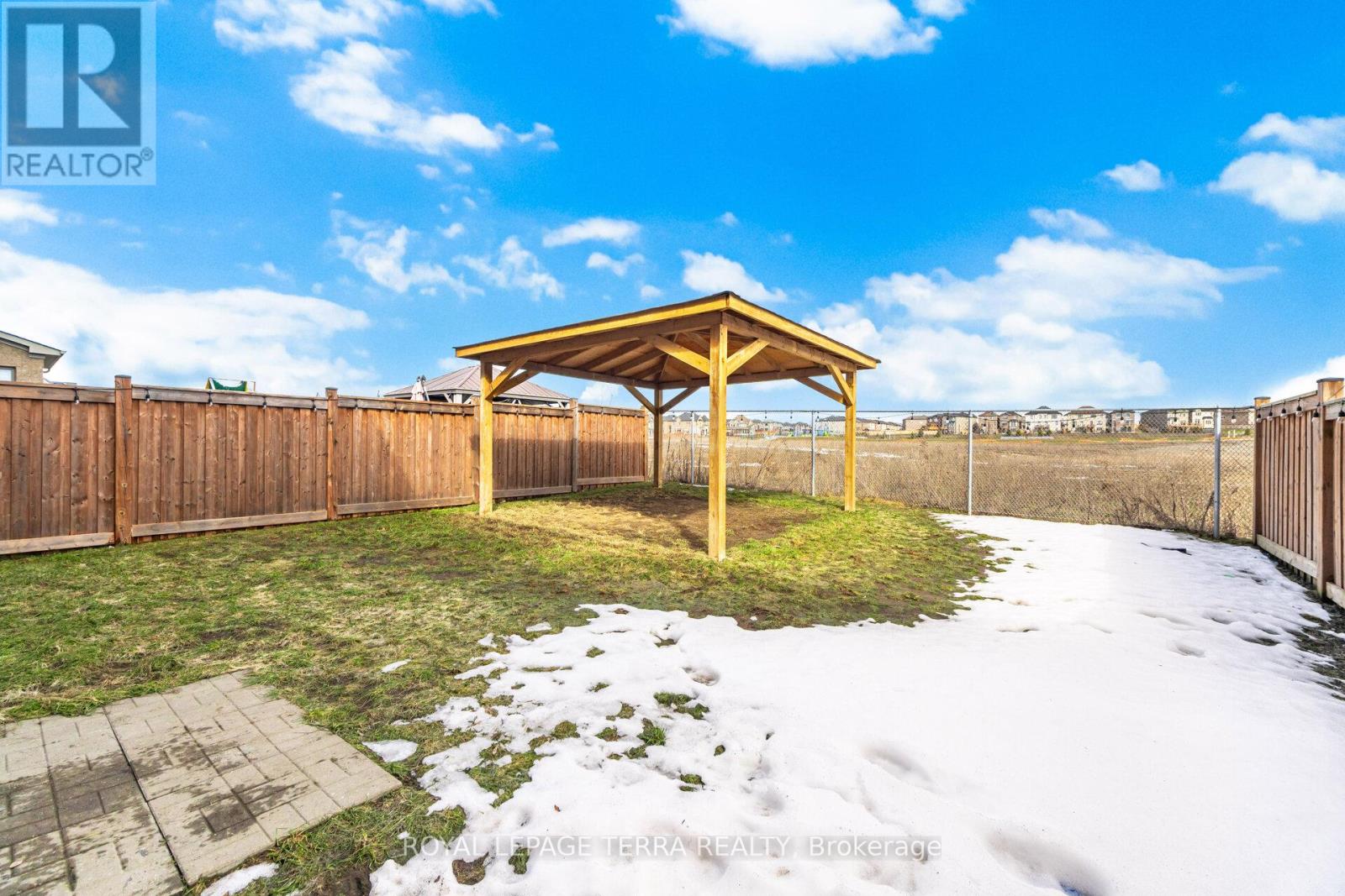 11 Lockton Street, Whitby, Ontario  L1P 0E1 - Photo 45 - E13166532