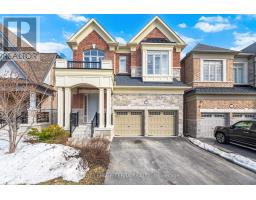 11 LOCKTON STREET, Whitby, Ontario