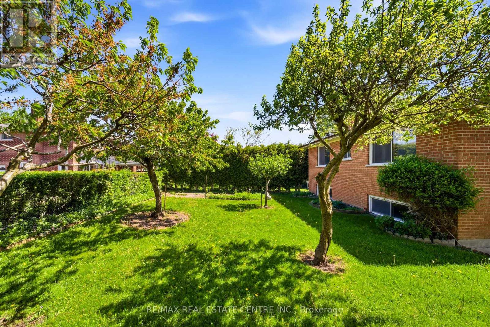 893 Hollowtree Crescent, Mississauga, Ontario  L4Y 2V3 - Photo 45 - W13164890