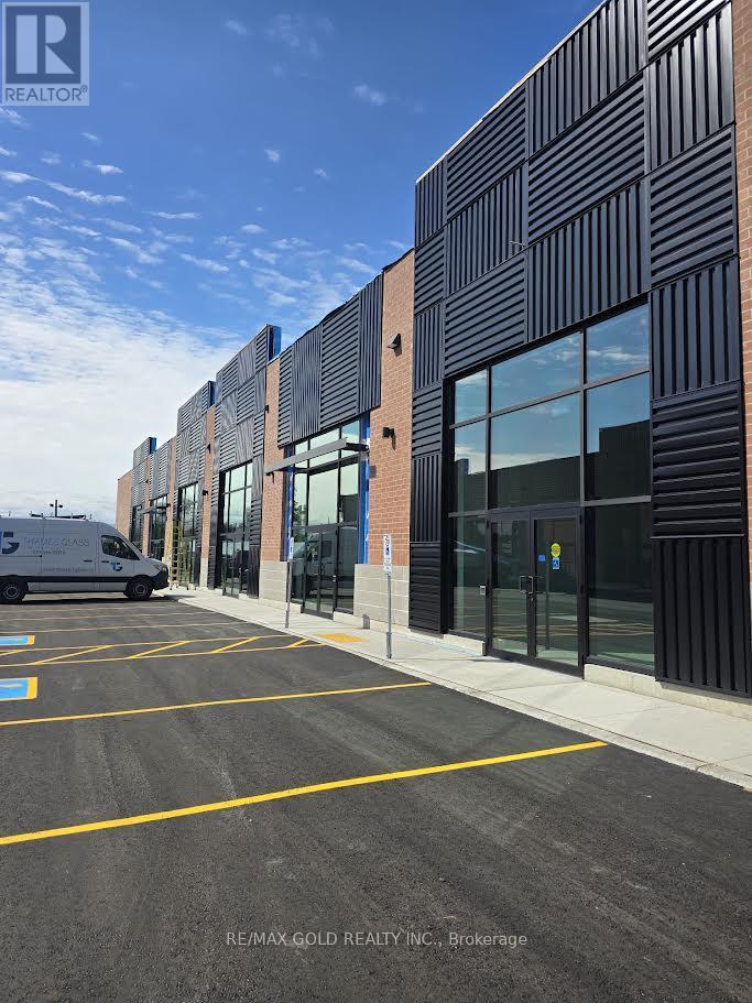 21 - 85 BONDS CORNER, Woodstock, Ontario
