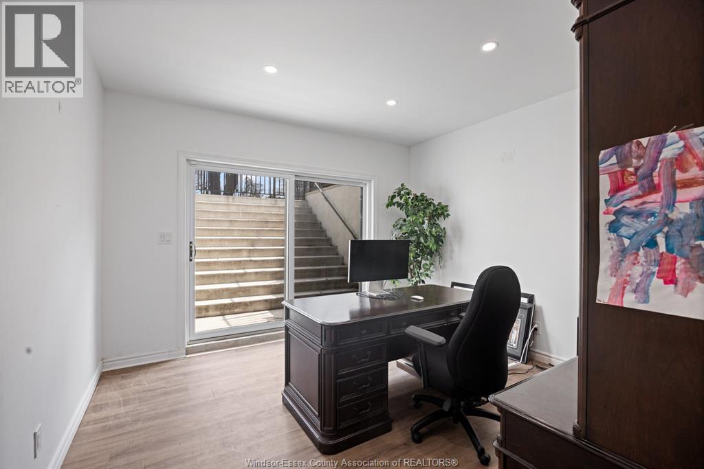 266 XAVIER CIRCLE Lakeshore, Ontario