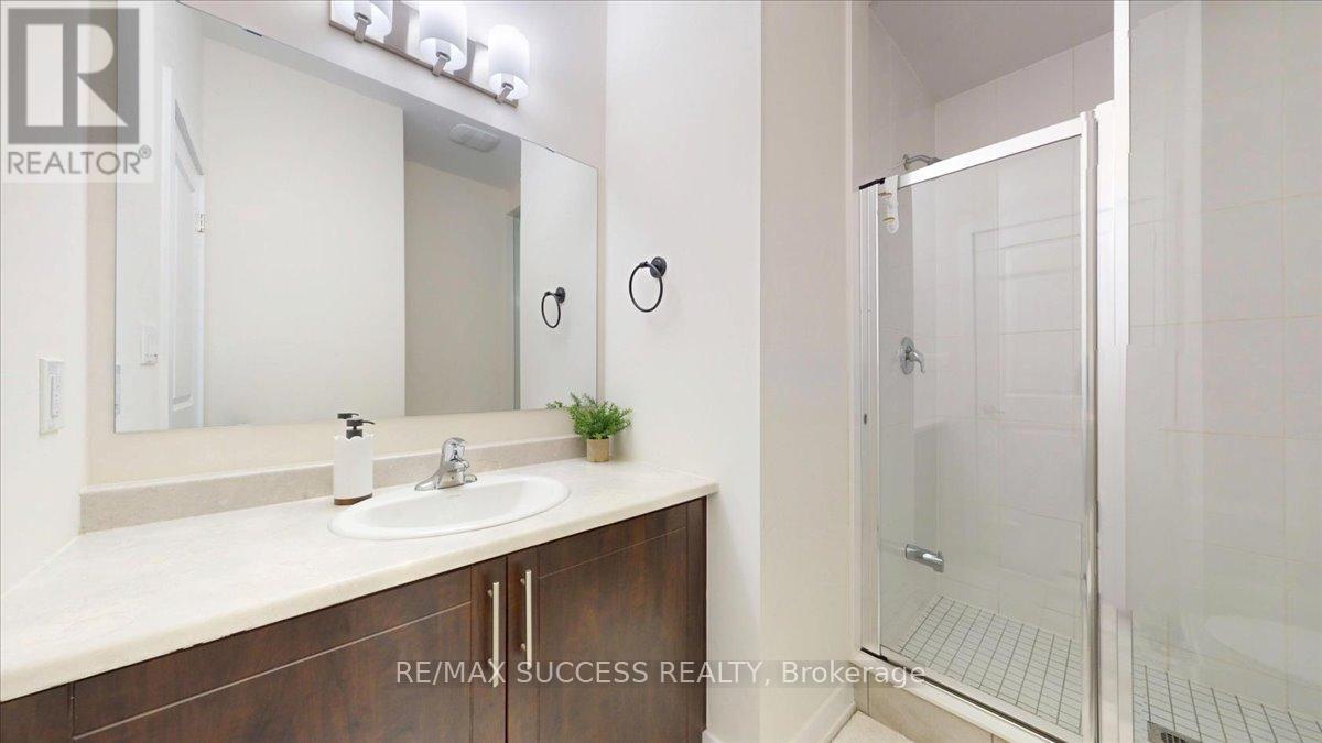 3077 Welsman Gardens, Oakville, Ontario  L6H 7Z2 - Photo 10 - W13166526