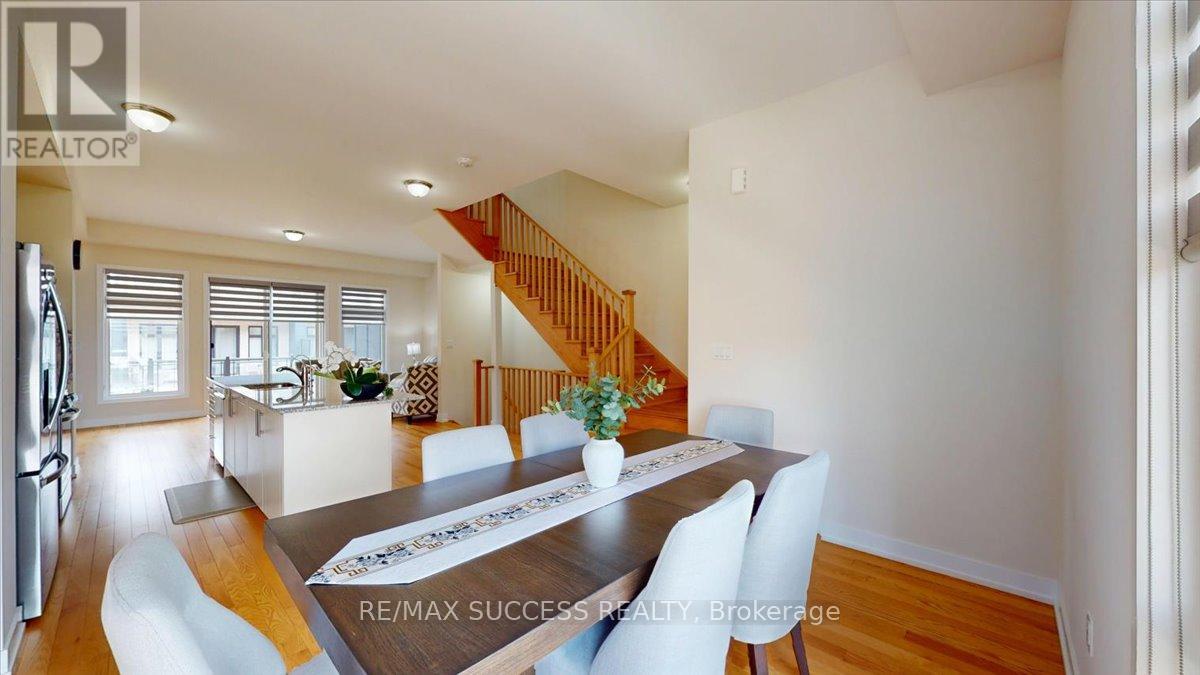 3077 Welsman Gardens, Oakville, Ontario  L6H 7Z2 - Photo 22 - W13166526