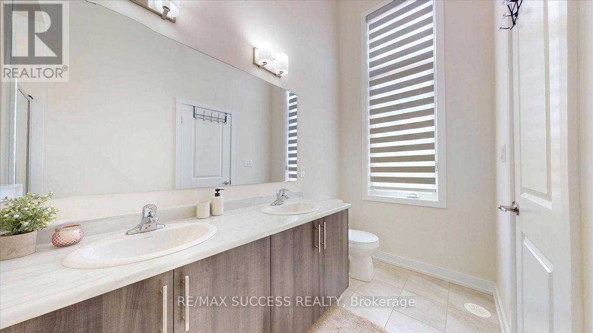 3077 Welsman Gardens, Oakville, Ontario  L6H 7Z2 - Photo 40 - W13166526