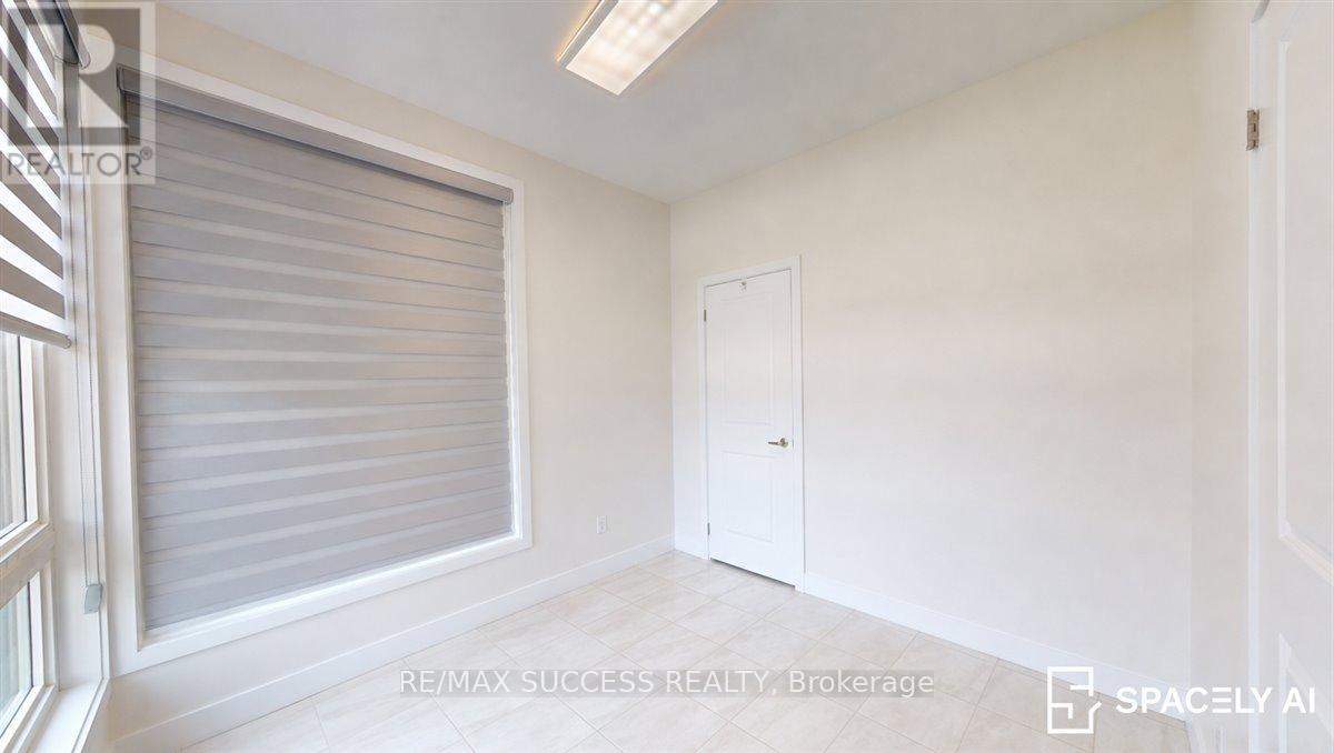 3077 Welsman Gardens, Oakville, Ontario  L6H 7Z2 - Photo 6 - W13166526