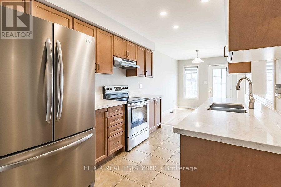 90 Delport Close, Brampton, Ontario  L6P 3T1 - Photo 12 - W13166530