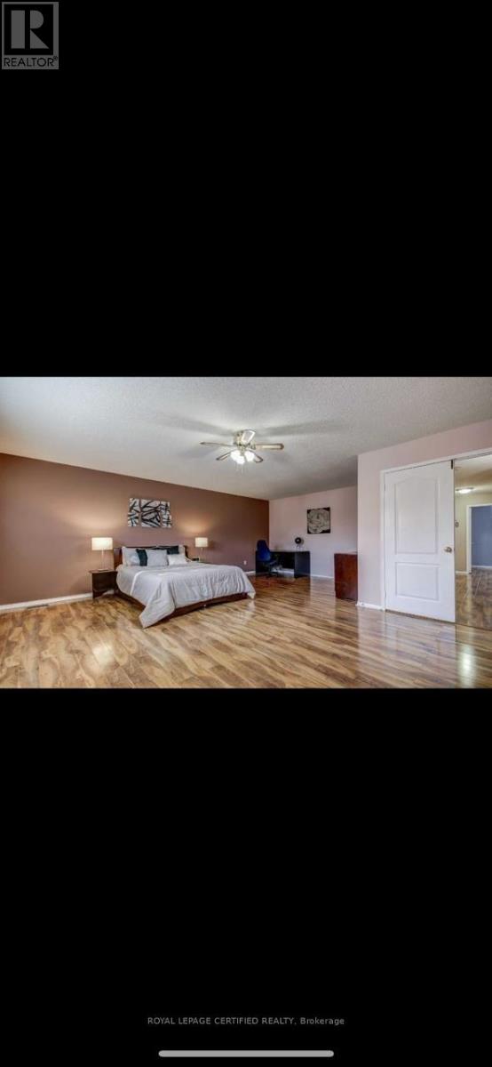 5 Beachpoint Boulevard, Brampton, Ontario  L7A 2H3 - Photo 9 - W13166536