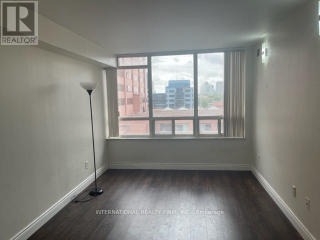 605 - 265 Enfield Place, Mississauga, Ontario  L5B 3Y7 - Photo 3 - W13166542