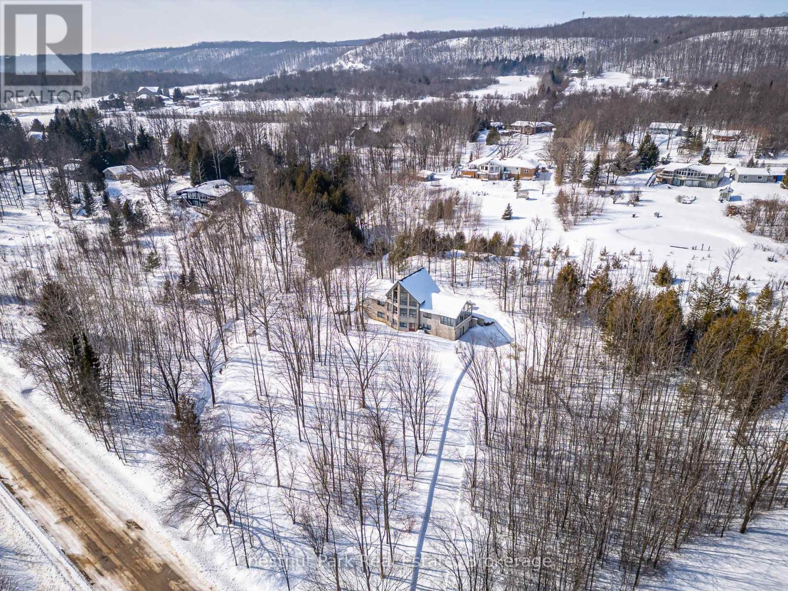 156 Harbour Beach Drive, Meaford, Ontario  N4L 1W5 - Photo 43 - X12908266