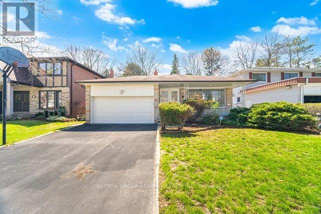 53 Bestview Drive, Toronto, Ontario  M2M 2X8 - Photo 2 - C13155896