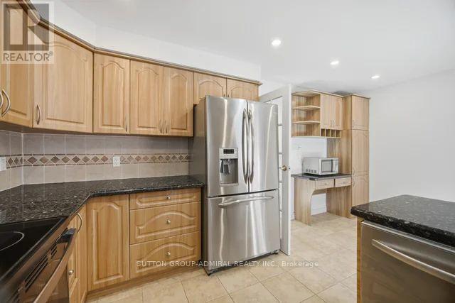 53 Bestview Drive, Toronto, Ontario  M2M 2X8 - Photo 13 - C13155896