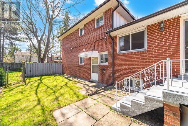 53 Bestview Drive, Toronto, Ontario  M2M 2X8 - Photo 46 - C13155896