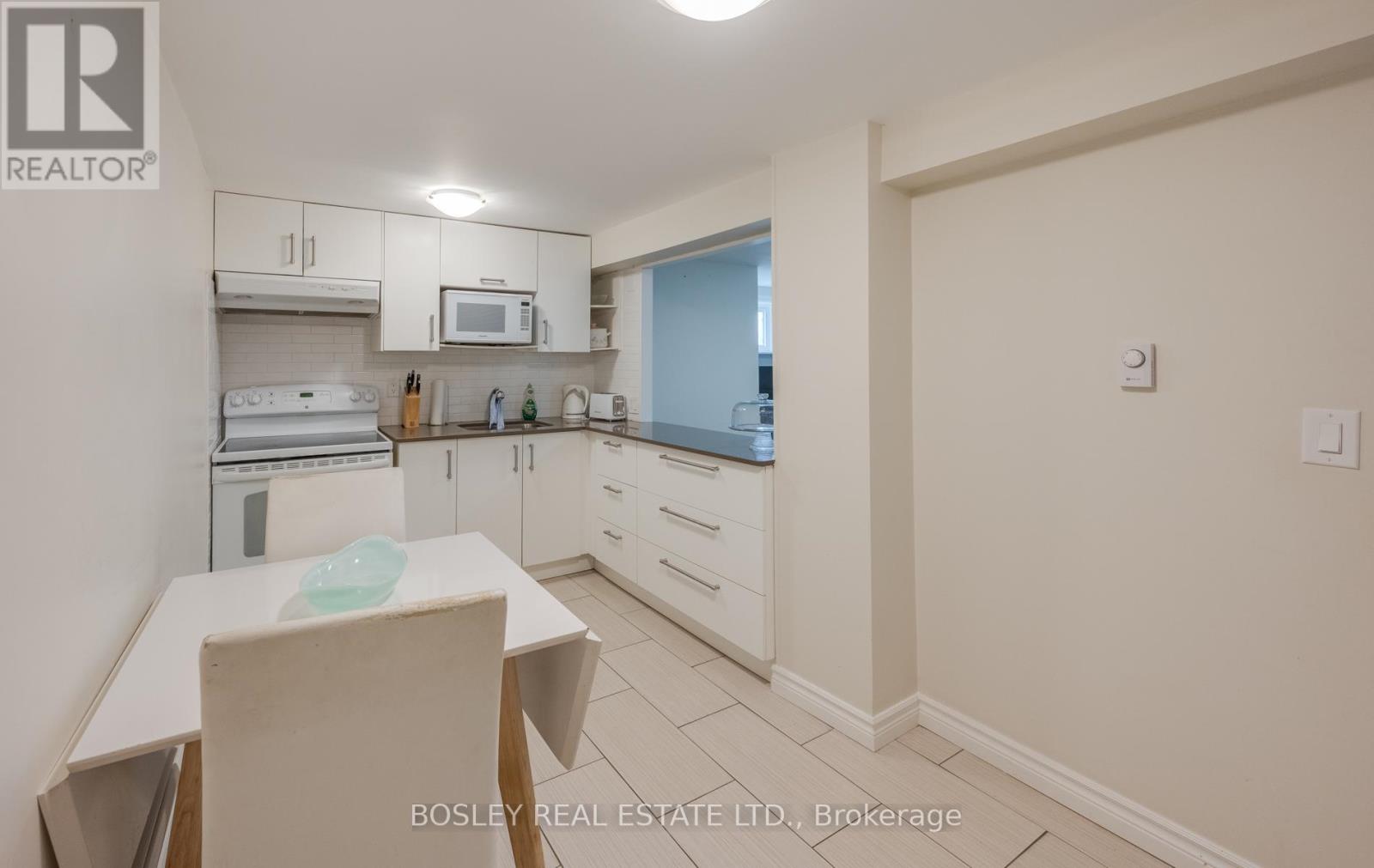 Basement - 45 Rusholme Pk Crescent, Toronto, Ontario  M6J 2E1 - Photo 15 - C13164304