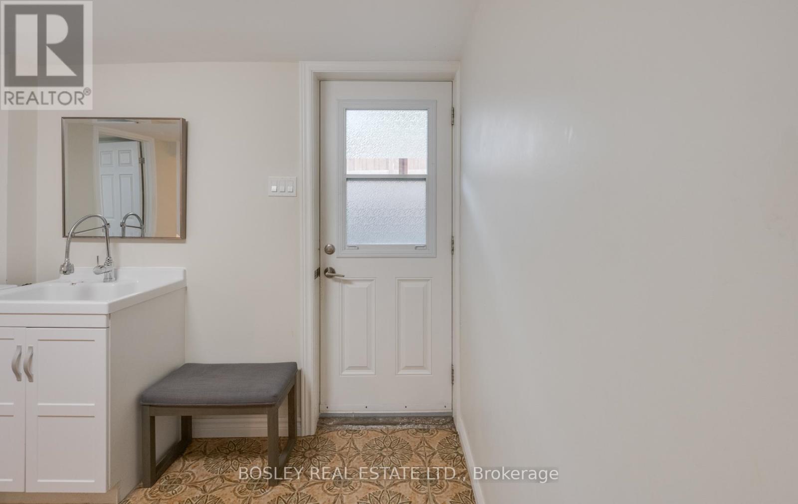 Basement - 45 Rusholme Pk Crescent, Toronto, Ontario  M6J 2E1 - Photo 3 - C13164304