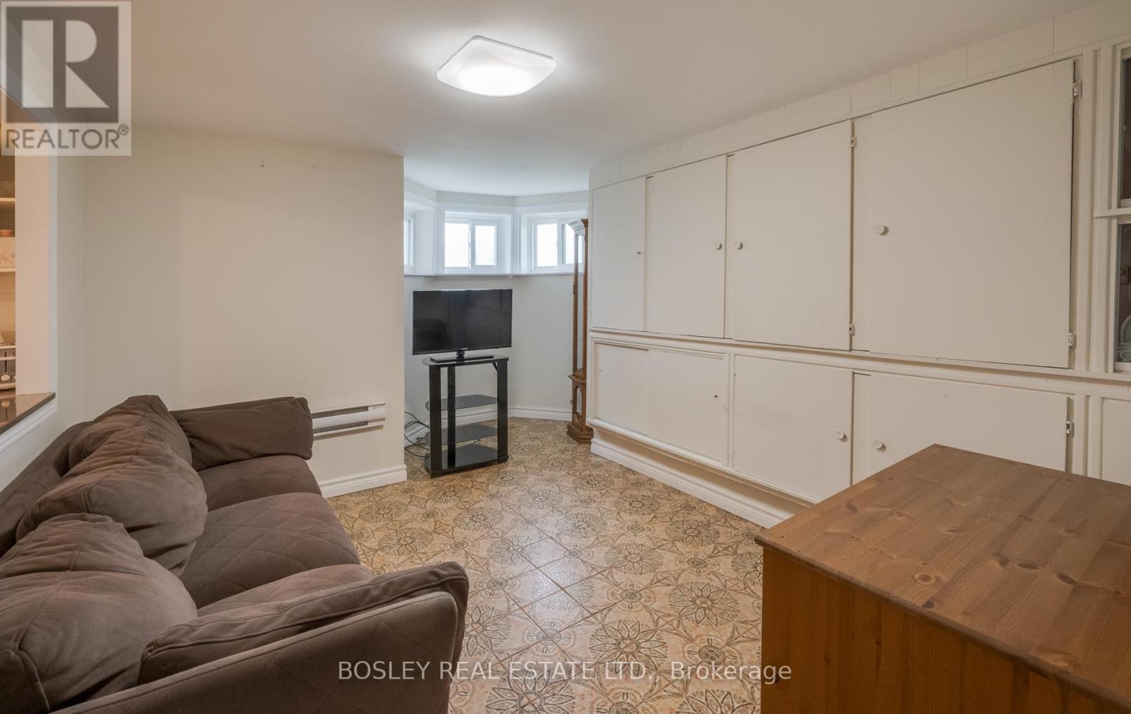 Basement - 45 Rusholme Pk Crescent, Toronto, Ontario  M6J 2E1 - Photo 8 - C13164304