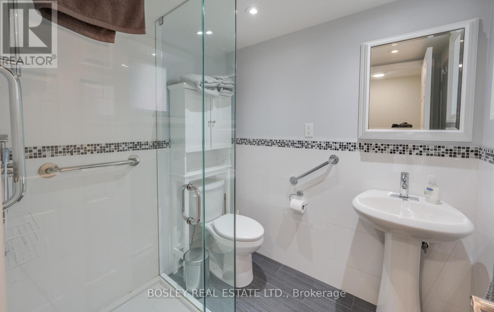 Basement - 45 Rusholme Pk Crescent, Toronto, Ontario  M6J 2E1 - Photo 25 - C13164304