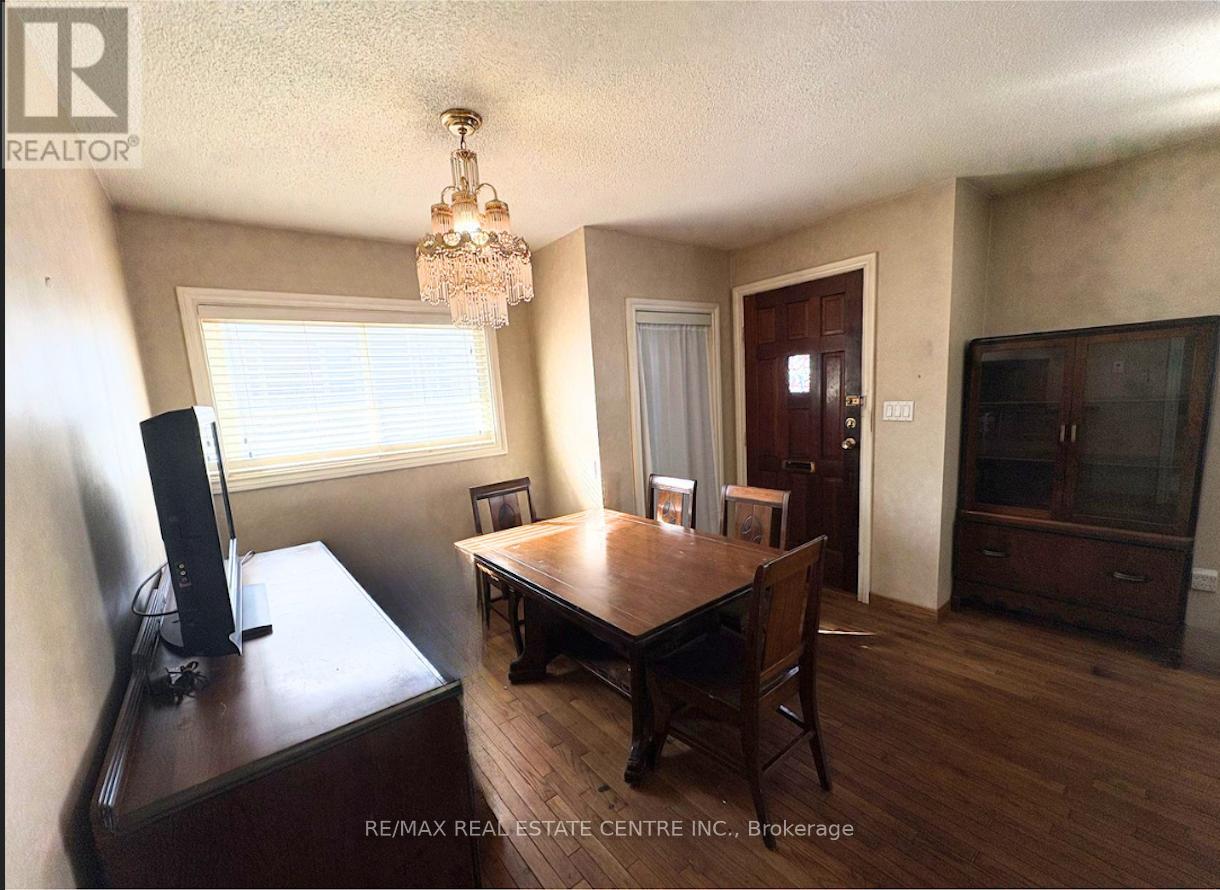 260 Sydney Street, Milton, Ontario L9T 1E1 - Photo 8 - W13118994