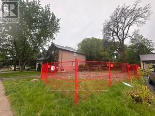 226 MARTIN GROVE ROAD, Toronto, Ontario