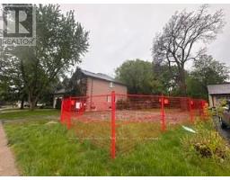 226 MARTIN GROVE ROAD, Toronto, Ontario