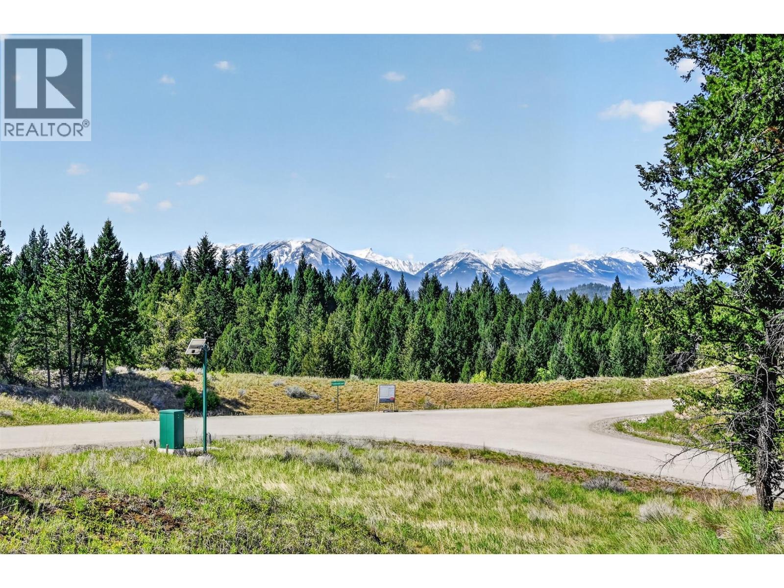 4915 Saddlewood Lane, Radium Hot Springs, British Columbia  V0A 1M0 - Photo 1 - 10388239