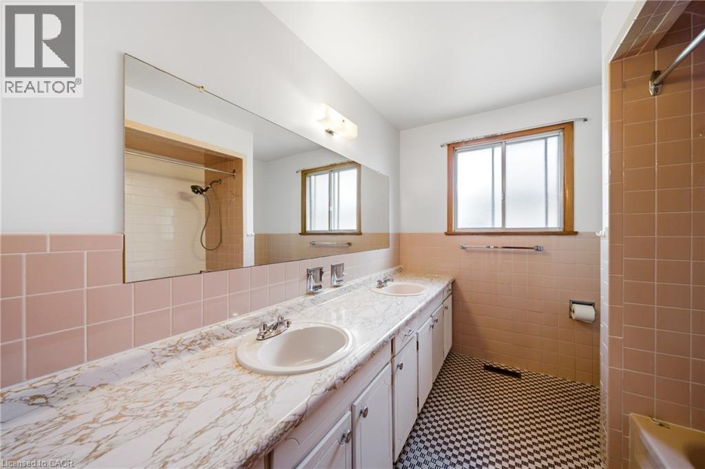 893 Hollowtree Crescent, Mississauga, Ontario  L4Y 2V3 - Photo 26 - 40832853