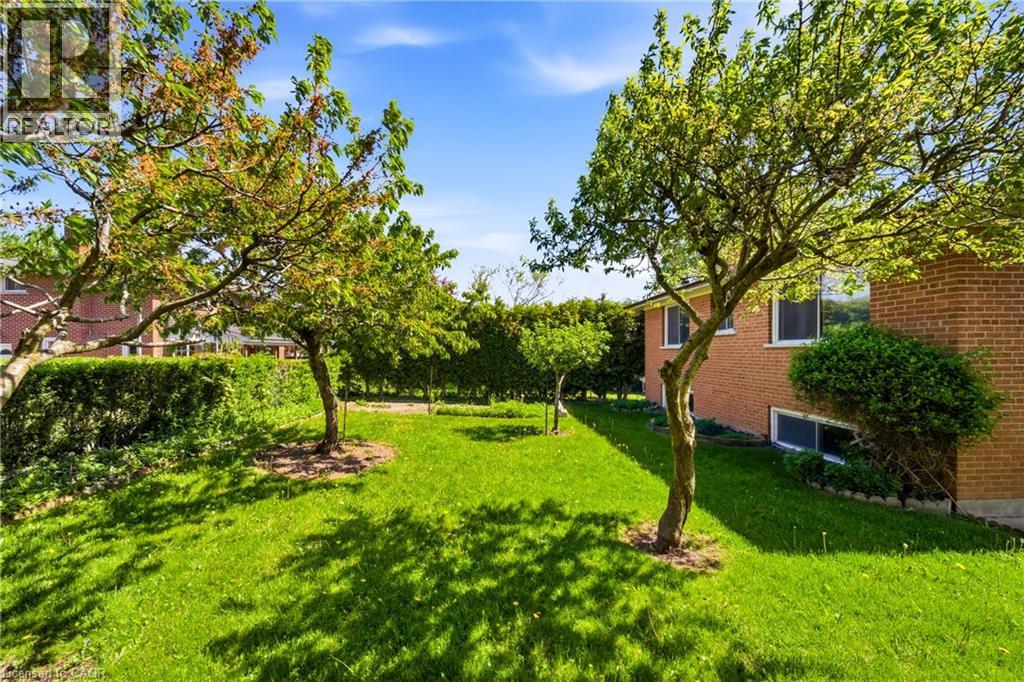 893 Hollowtree Crescent, Mississauga, Ontario  L4Y 2V3 - Photo 45 - 40832853