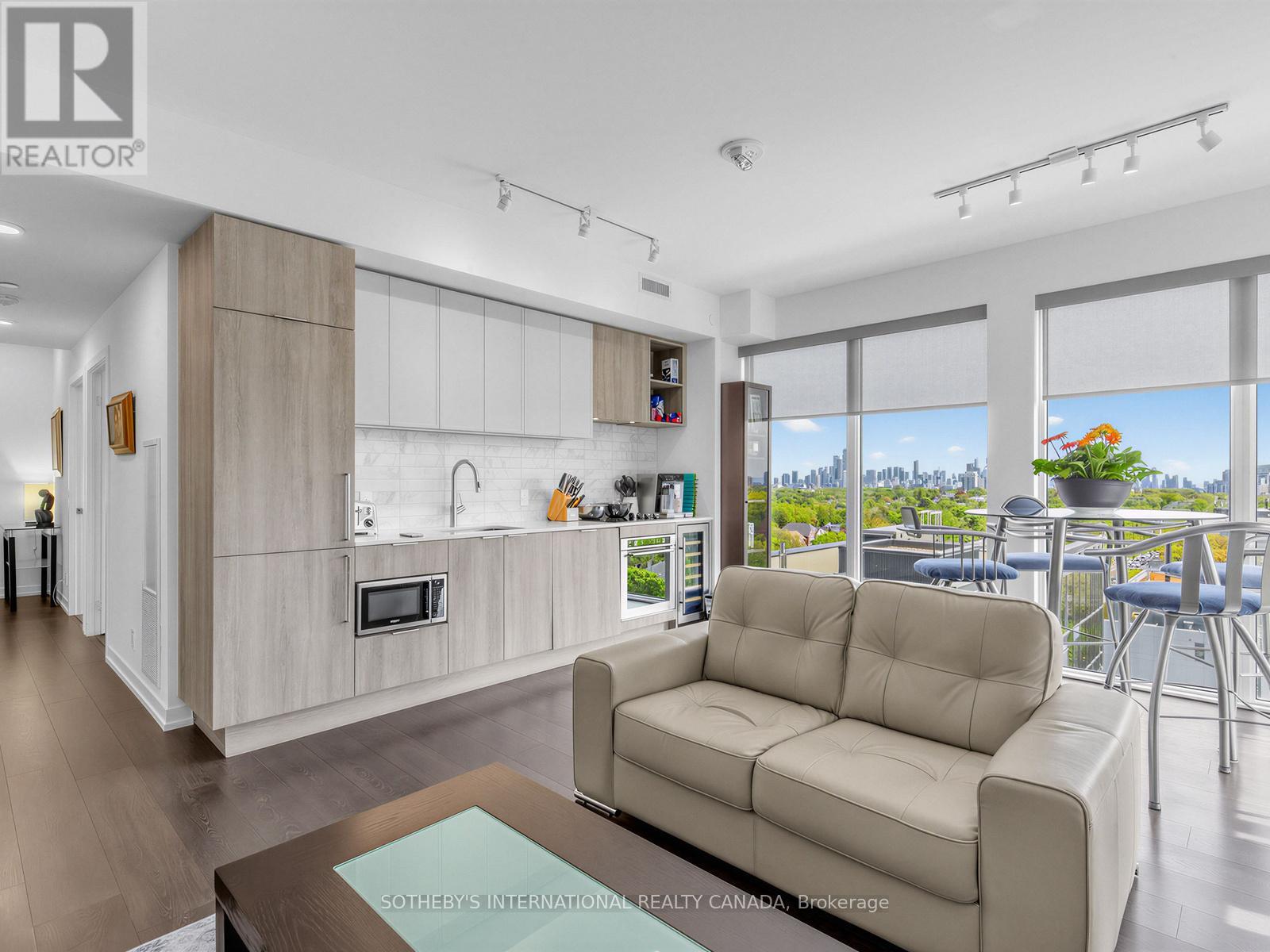 1221 - 2020 Bathurst Street, Toronto, Ontario  M5P 0A6 - Photo 4 - C13166550