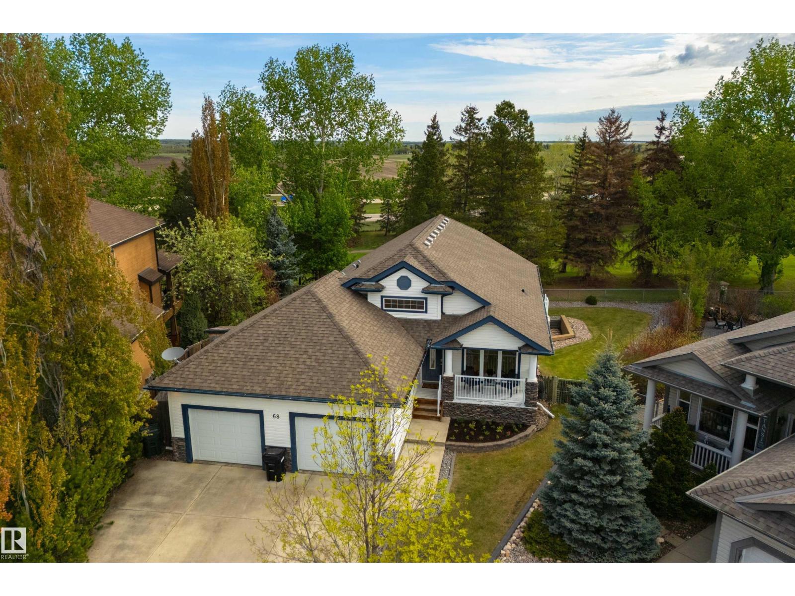 68 LINKSVIEW BA, Spruce Grove, Alberta
