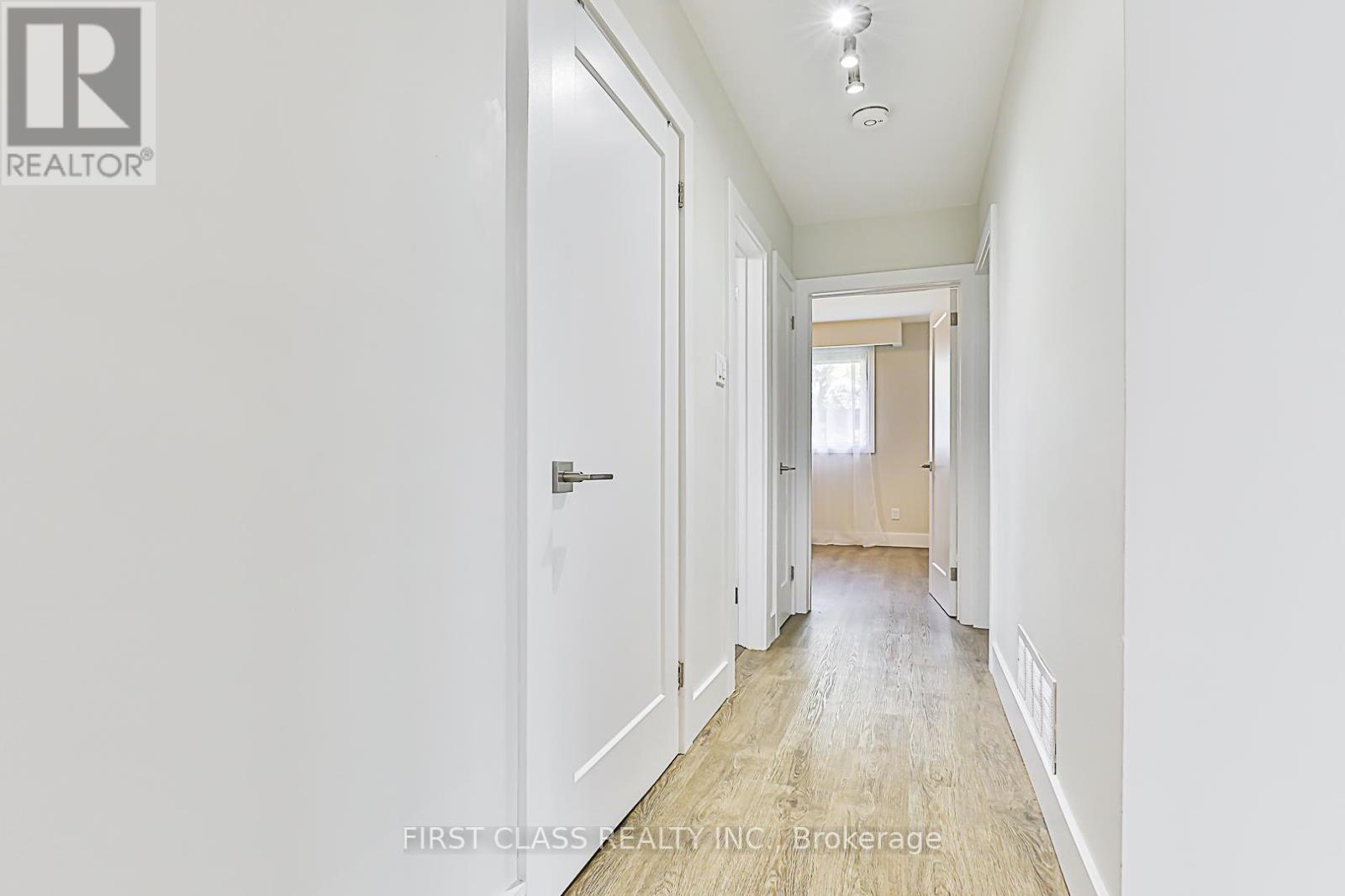 24 Fintona Avenue, Toronto, Ontario  M1E 1V3 - Photo 16 - E13166582