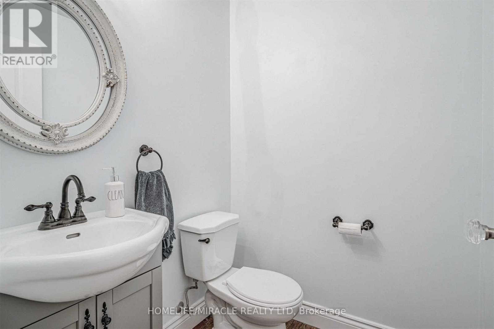 149 Carnwith Drive E, Whitby, Ontario  L1M 2J5 - Photo 12 - E13166588