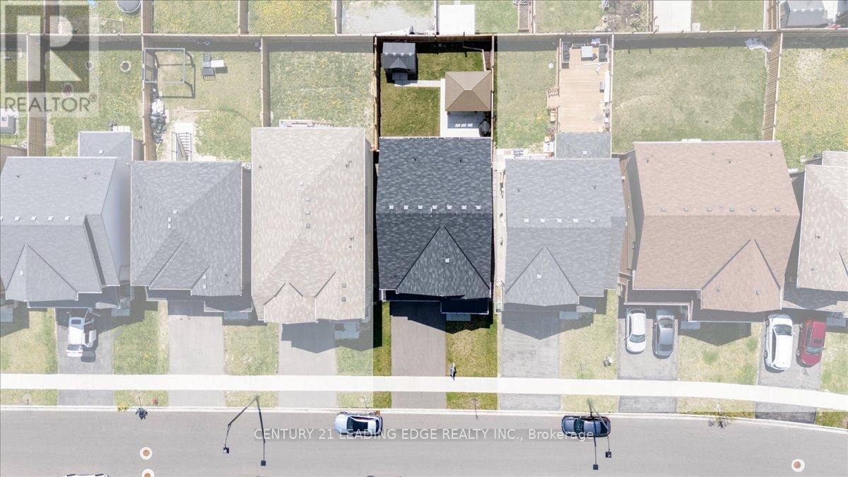 35 Royal Coachman Way, Hamilton, Ontario  L8J 0M2 - Photo 48 - X13085894