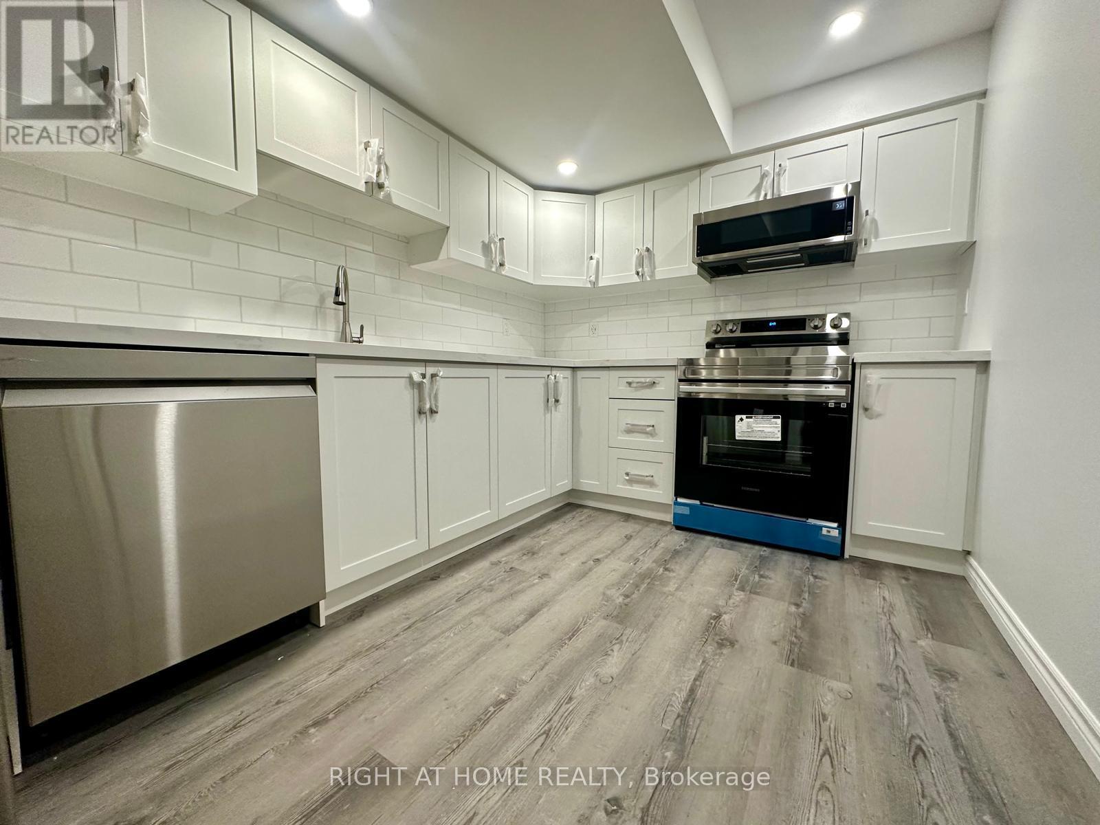 295 Gillespie Drive, Brant, Ontario  N3T 0W1 - Photo 4 - X13159704