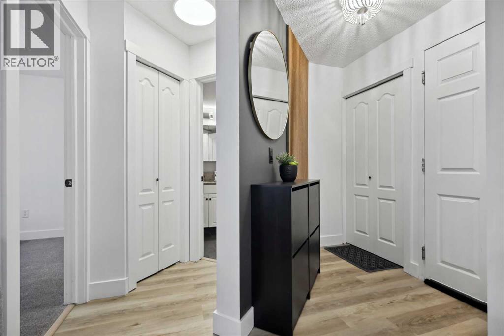 210, 10 Sierra Morena Mews SW, Calgary, Alberta  T3H 3K5 - Photo 15 - A2291844