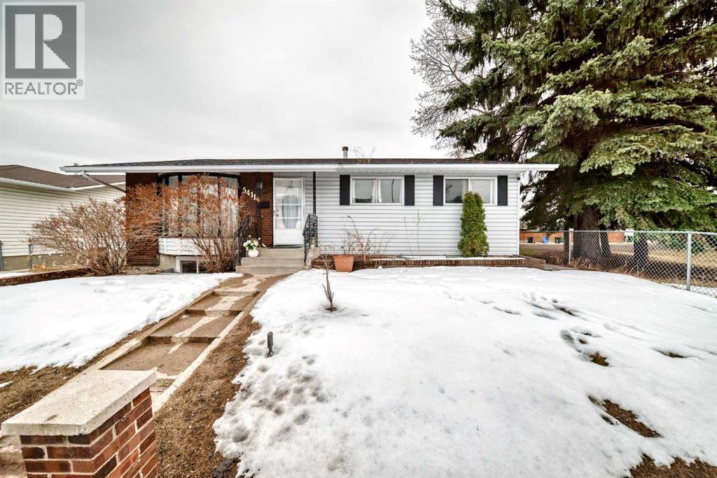 5411 Temple Road NE, Calgary, Alberta  T1Y 3B1 - Photo 2 - A2299758