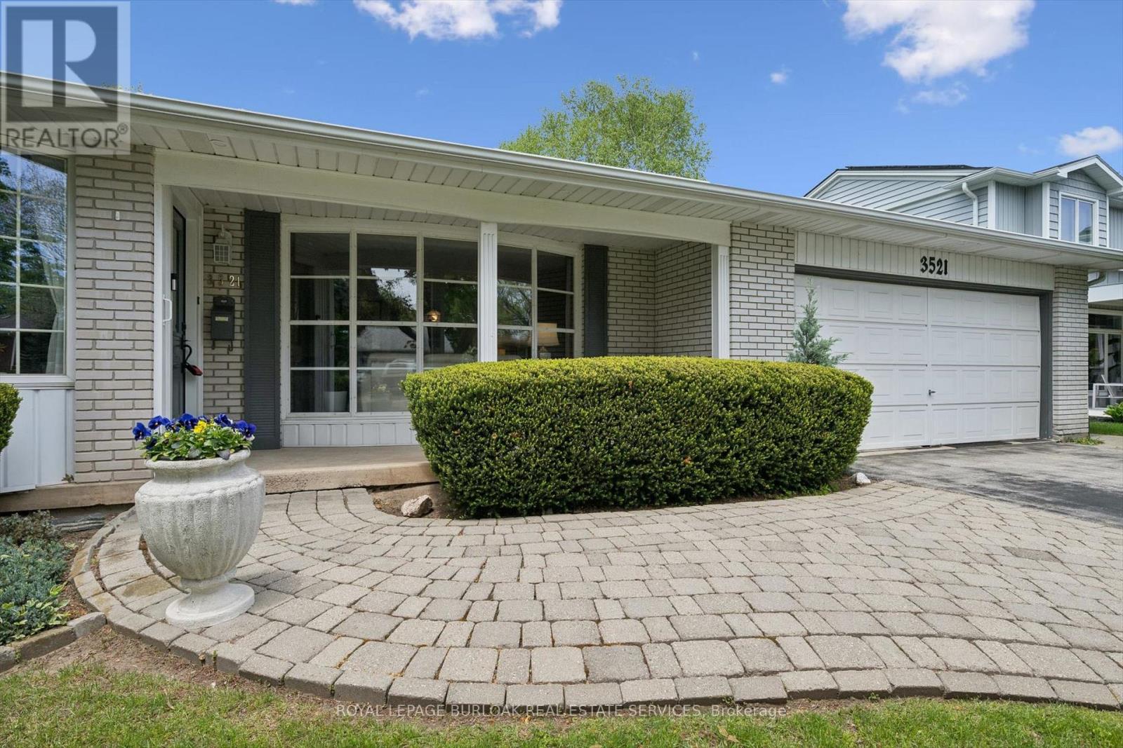 3521 Regal Road, Burlington, Ontario  L7N 1M2 - Photo 4 - W13166552
