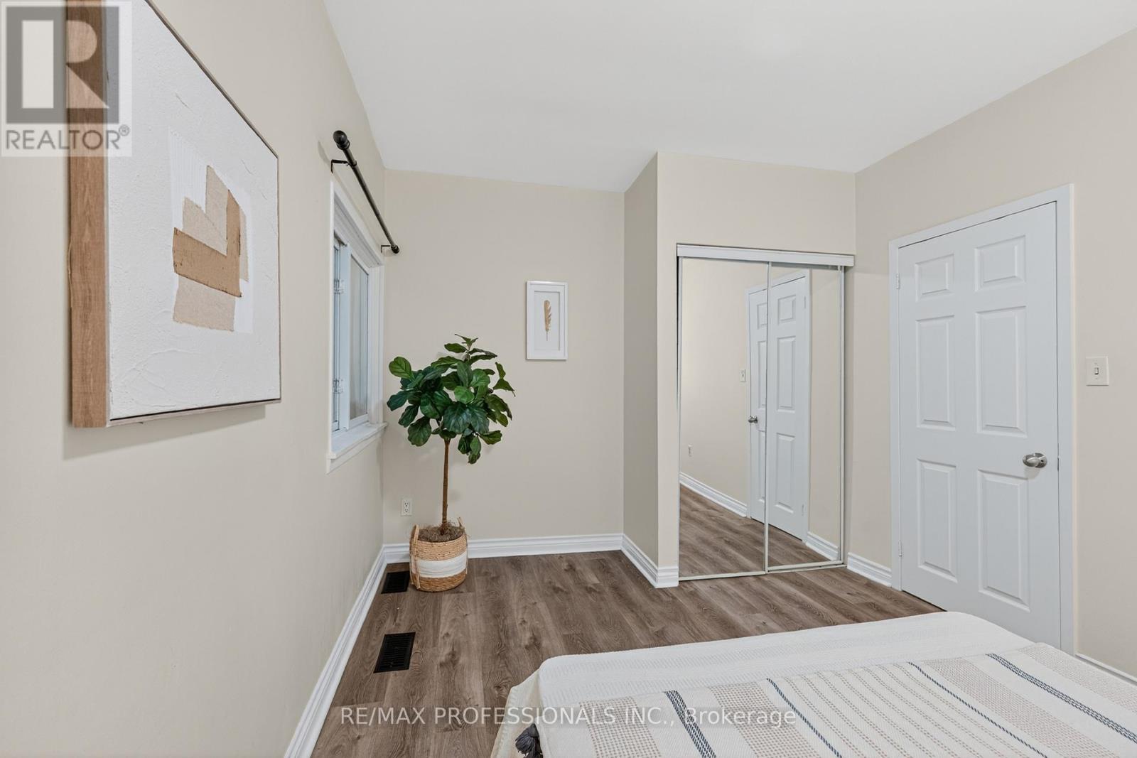 278 Caledonia Road, Toronto, Ontario  M6E 4T3 - Photo 13 - W13166576