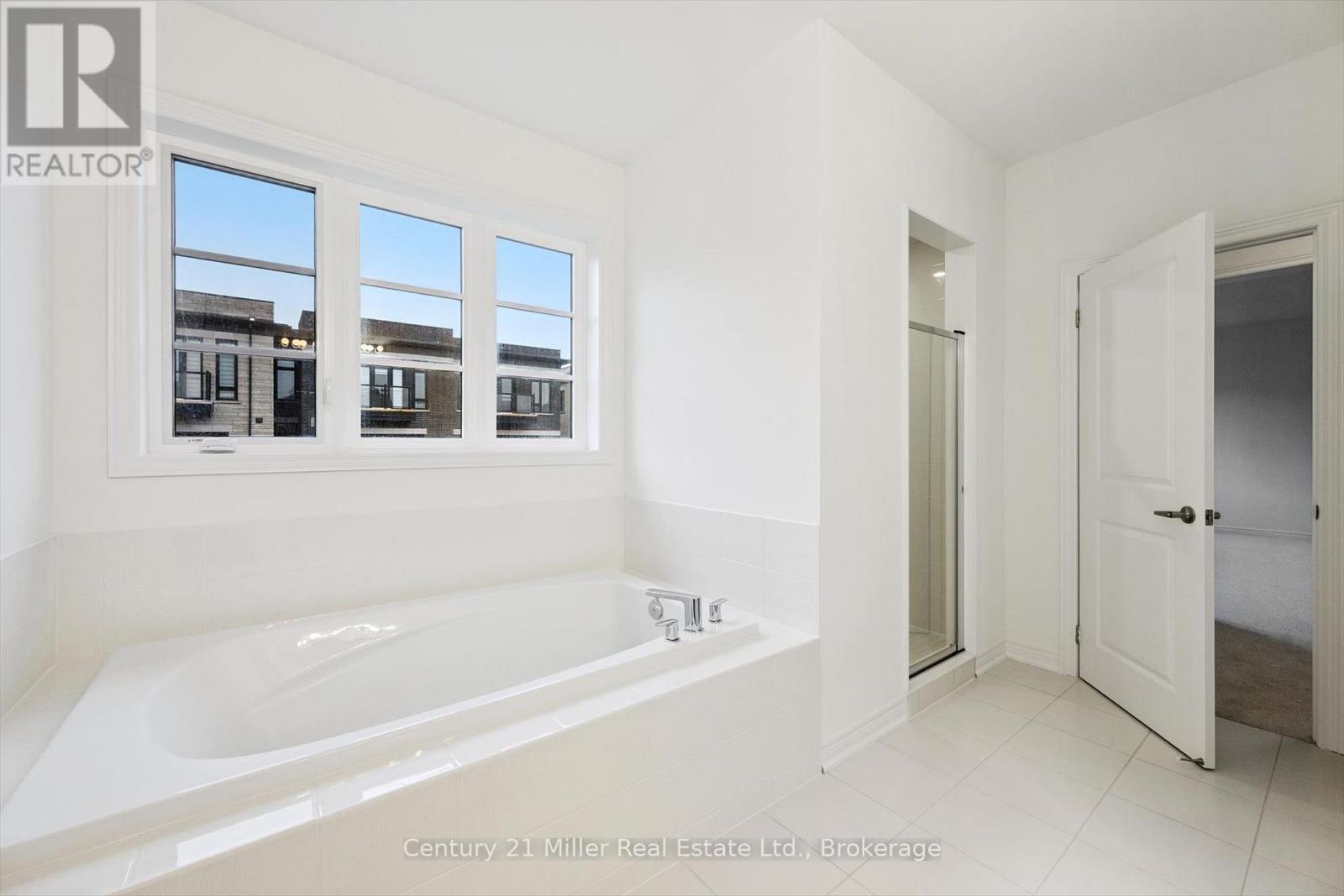 3242 Millicent Avenue, Oakville, Ontario  L6H 0V8 - Photo 33 - W12974790