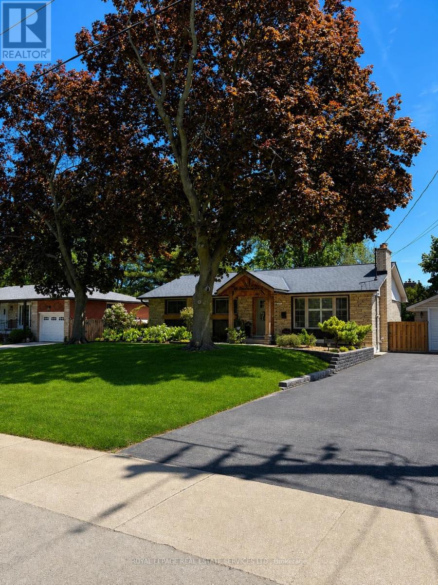 20 CASABLANCA BOULEVARD, Grimsby, Ontario