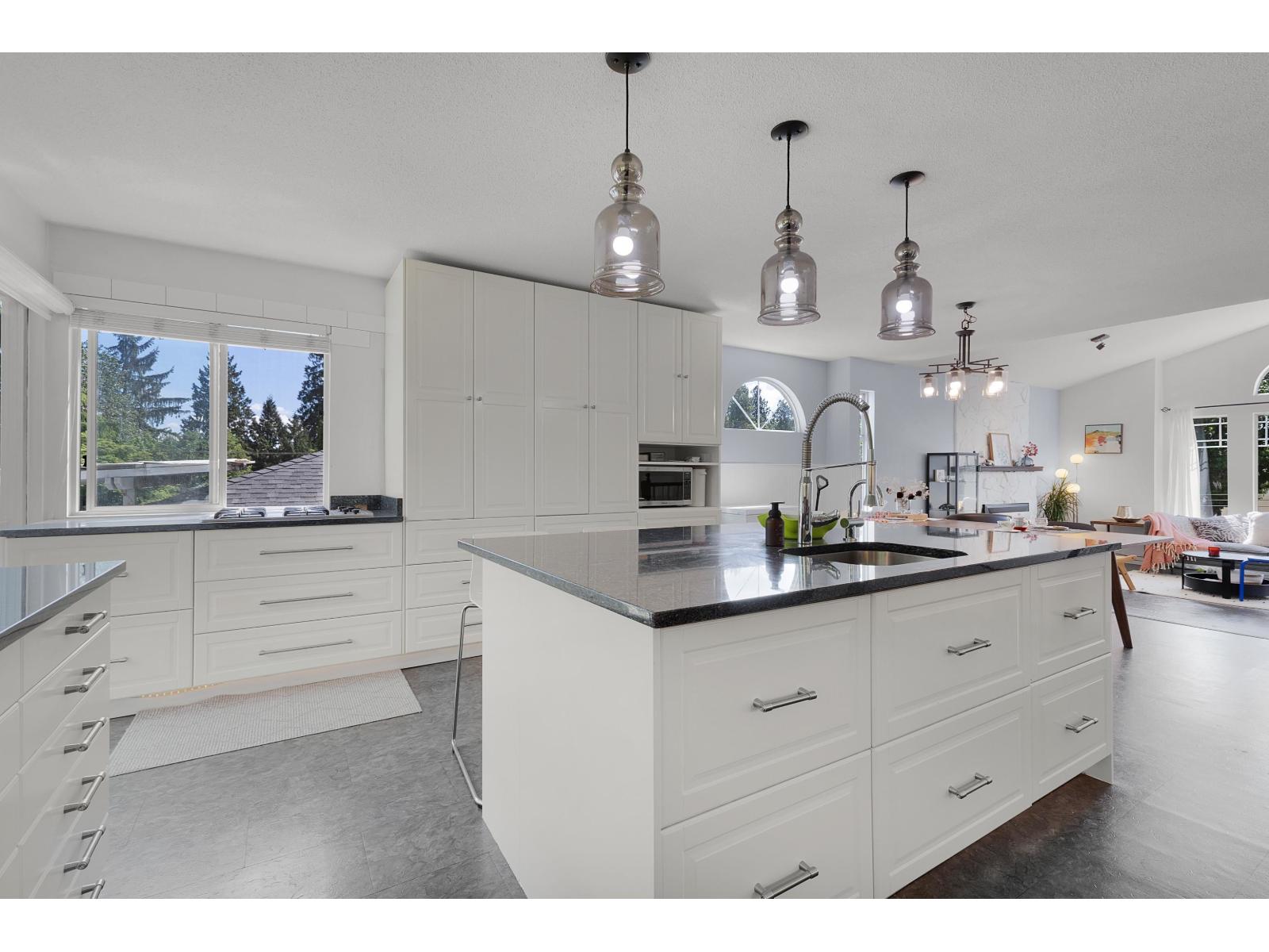 15971 101a Avenue, Surrey, British Columbia  V4N 2N6 - Photo 13 - R3127033